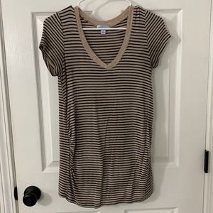 Maternity shirt- size small
